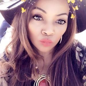 Meet your Posher, Eleanor